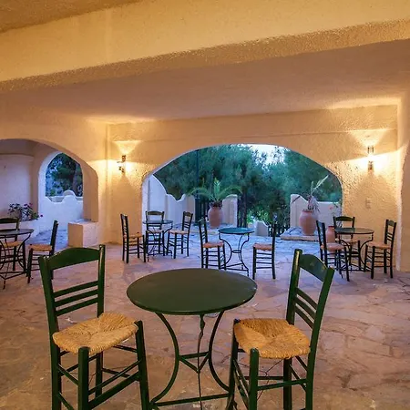 Abatis Hotel 2*
